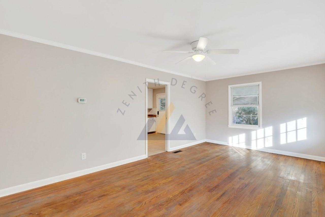 2701 Southside Blvd - Photo 4 of 11