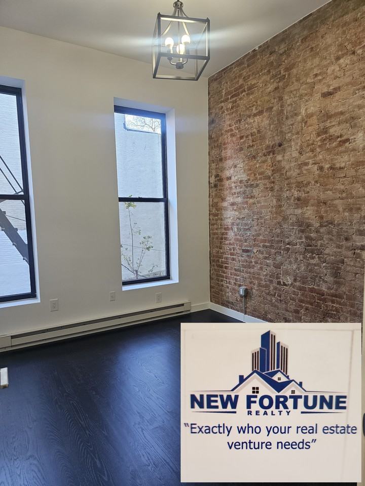 361 Tompkins Avenue - Photo 2 of 13