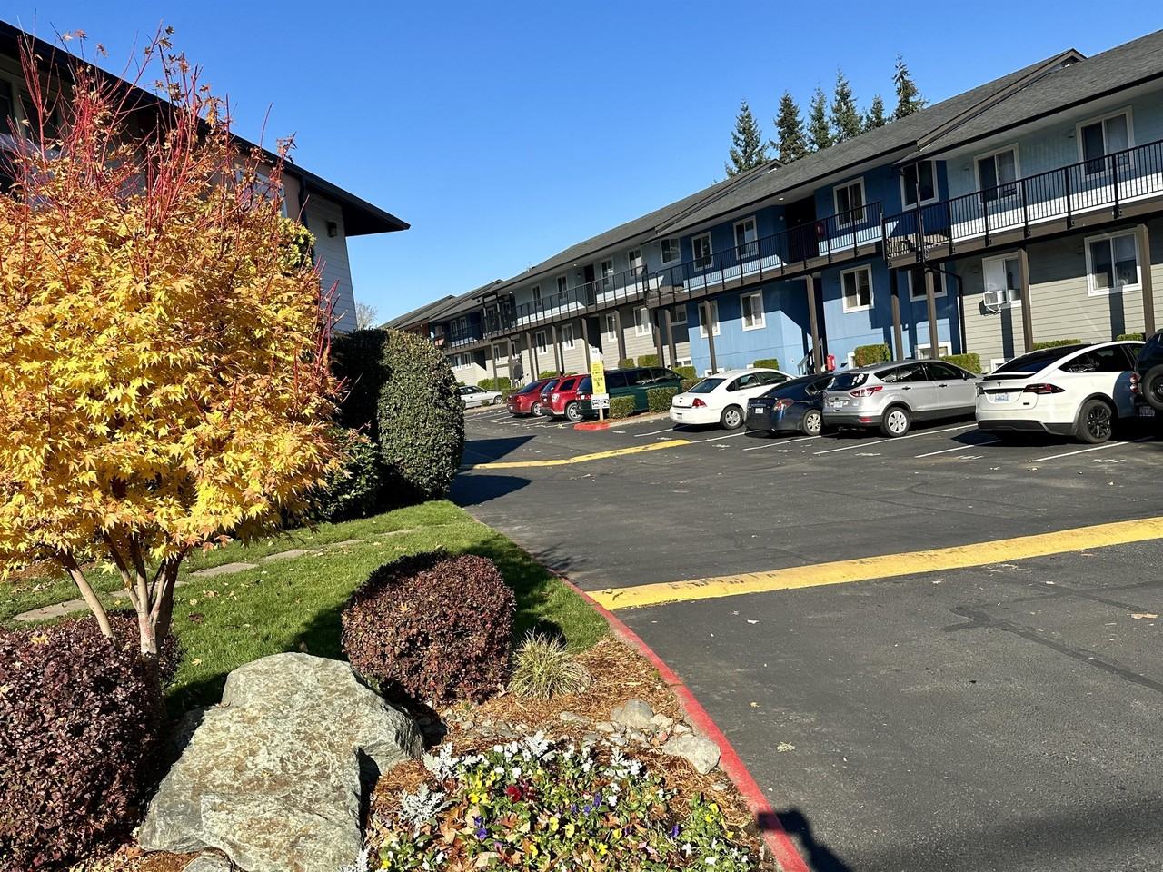 3015 9th Street - Photo 3 of 50