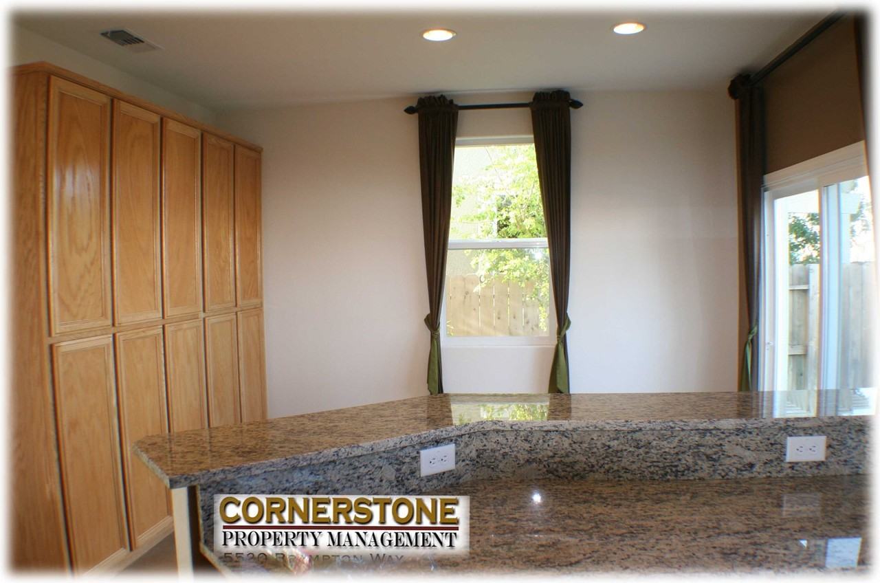 4112 Adriatic Sea Way - Photo 3 of 11