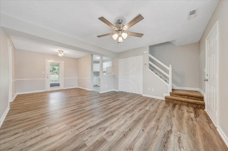 230 Tinkerview Dr - Photo 2 of 20