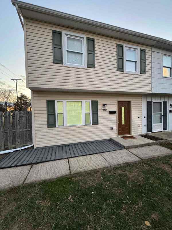 500 Scholar Ct - Photo 2 of 18