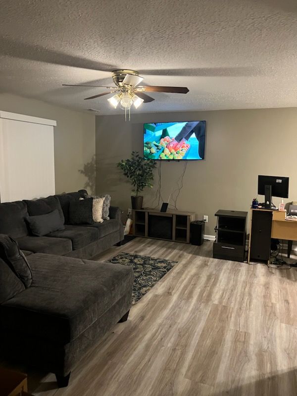 518 Vaden Dr - Photo 2 of 6