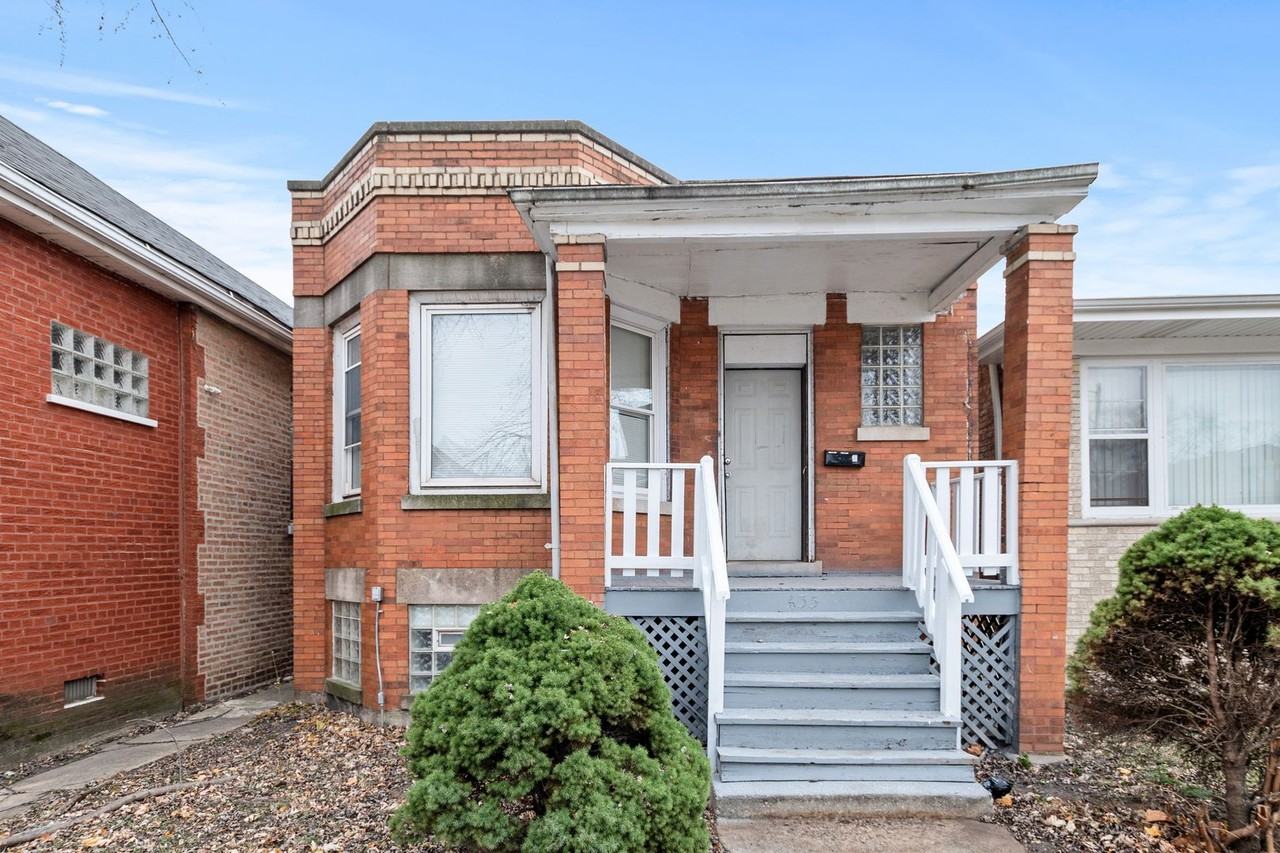 635 E 90th Pl - Photo 3 of 13