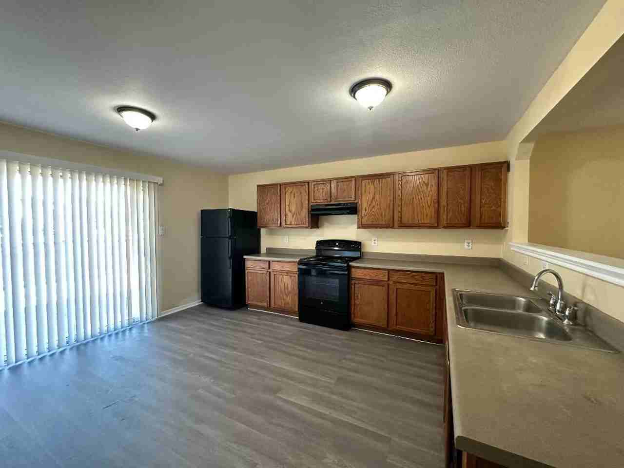 12411 Avens Arbor - Photo 2 of 13
