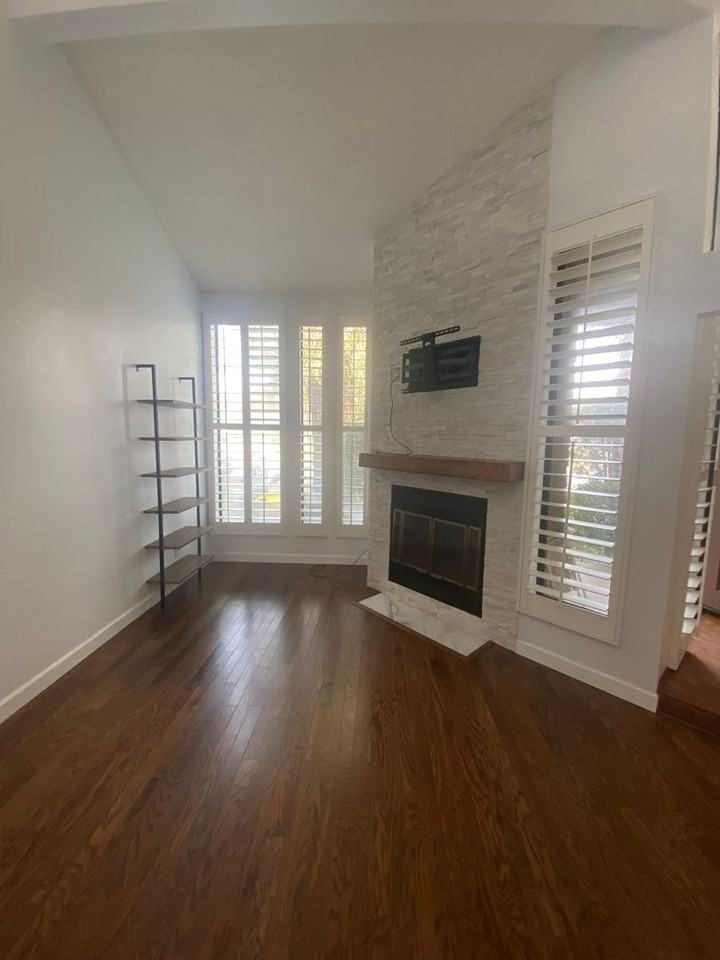 2201 Barrington St #2 - Photo 2 of 35