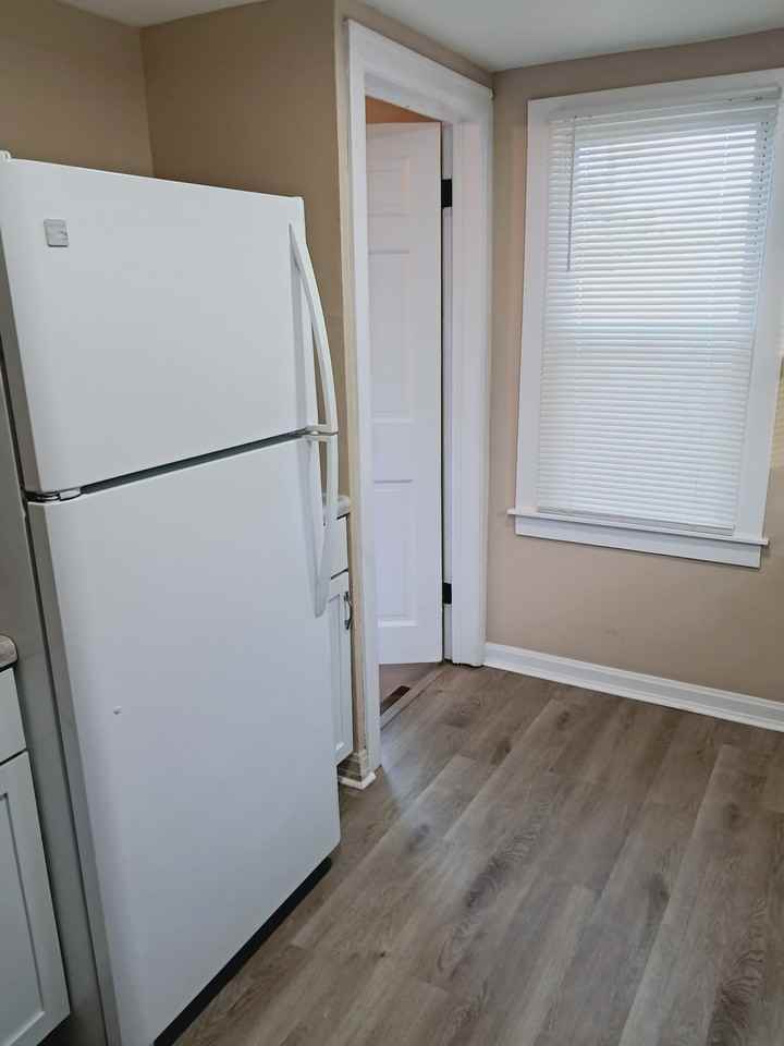 3421 Hoagland Ave #NA - Photo 3 of 19