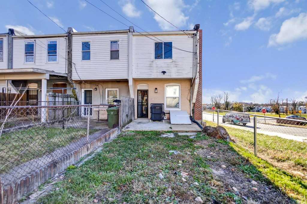 1802 E 28th St #NA - Photo 2 of 23