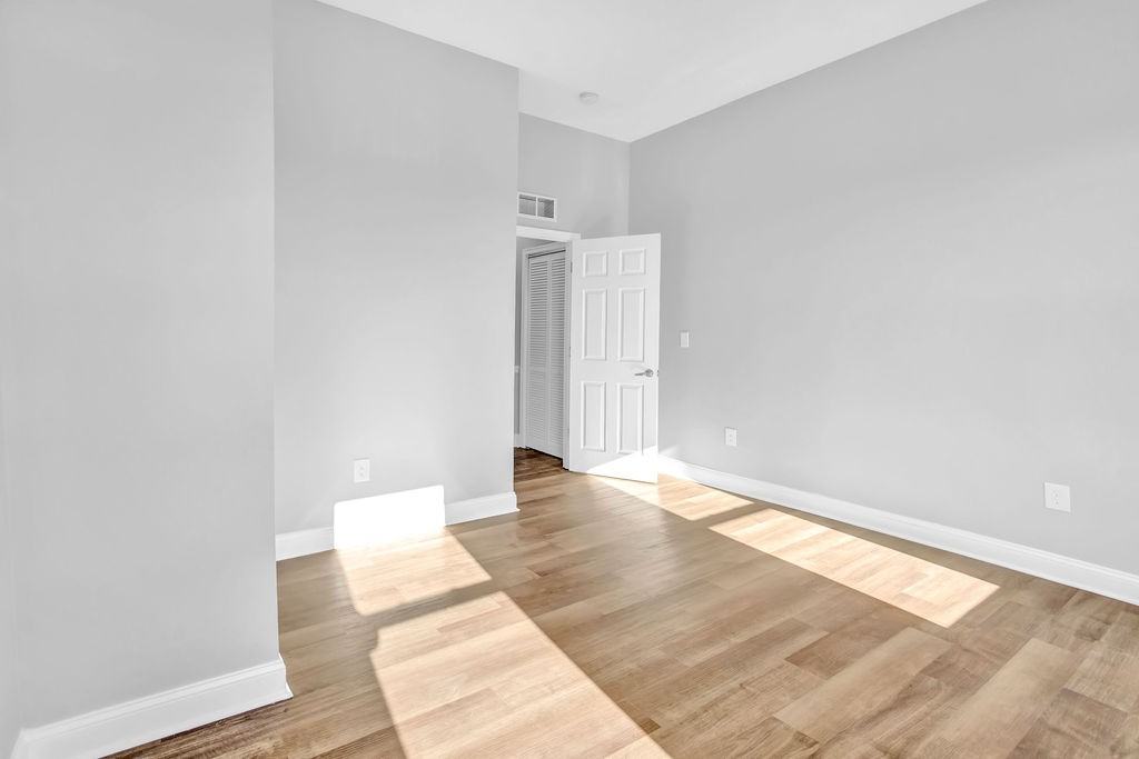 1802 E 28th St #NA - Photo 5 of 23