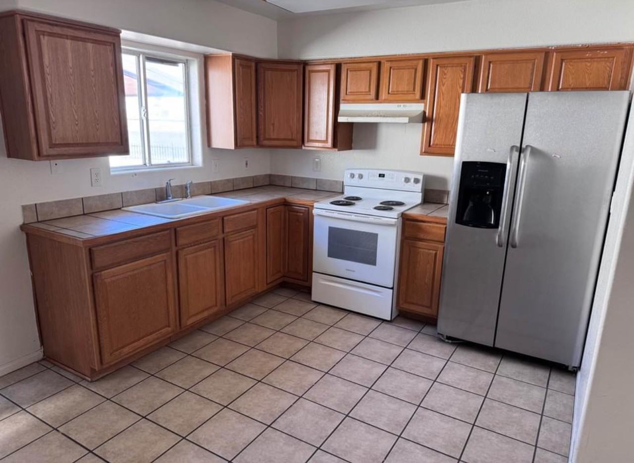 815 Cesar Chavez Blvd #NA - Photo 3 of 15