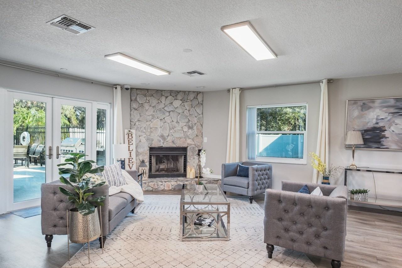 Townsgate Apartments - Photo 3 of 19