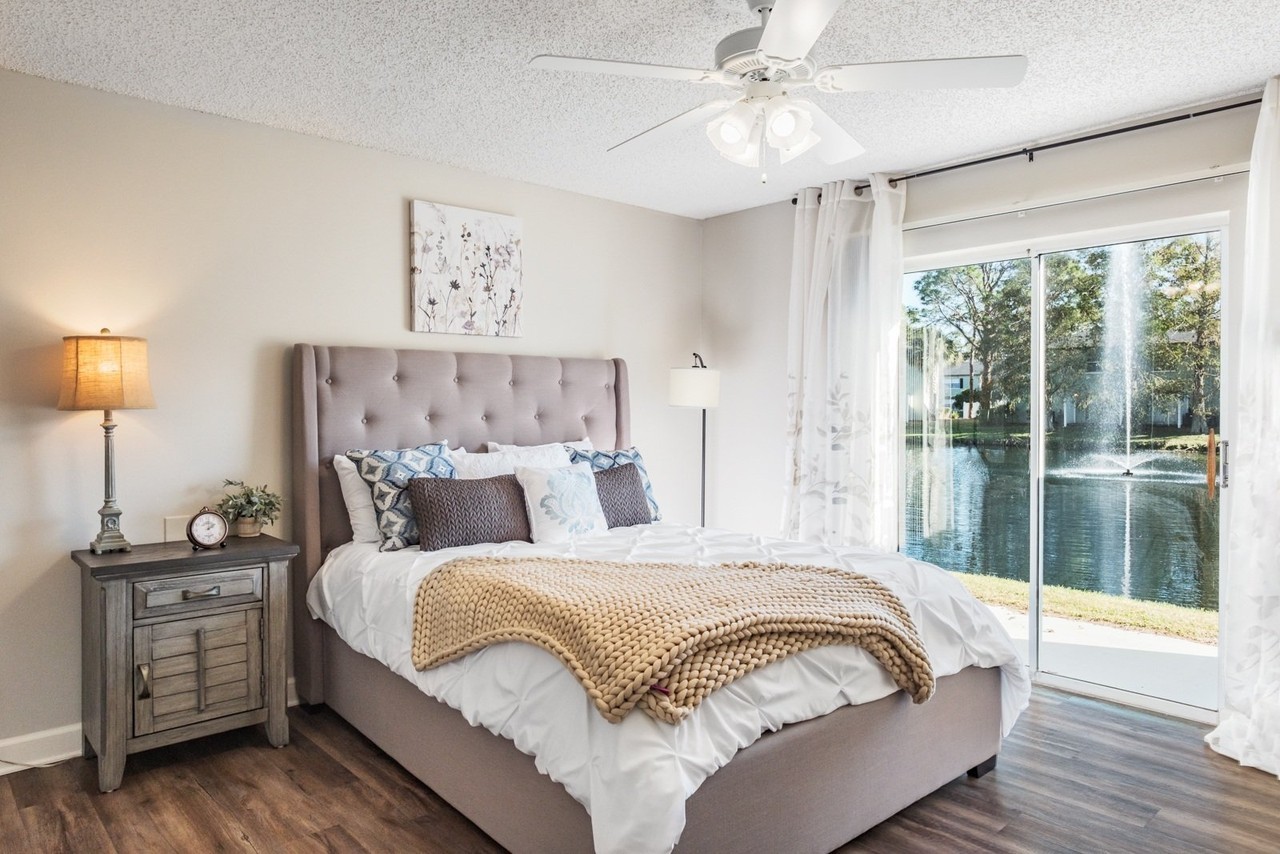 Townsgate Apartments - Photo 3 of 19