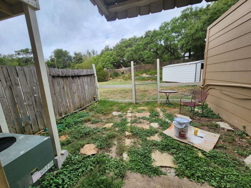 2491 Canyon Lake Forest Dr - Photo 3 of 11