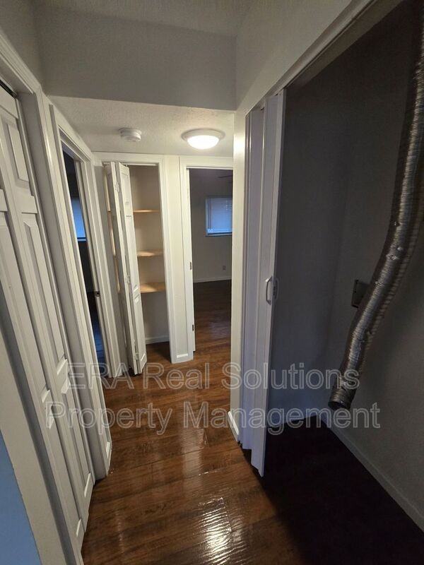 1911 Denune Ave #B - Photo 6 of 15