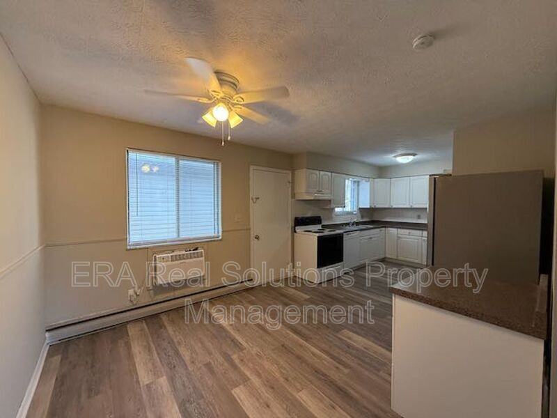 93 Georgetown Dr - Photo 5 of 12