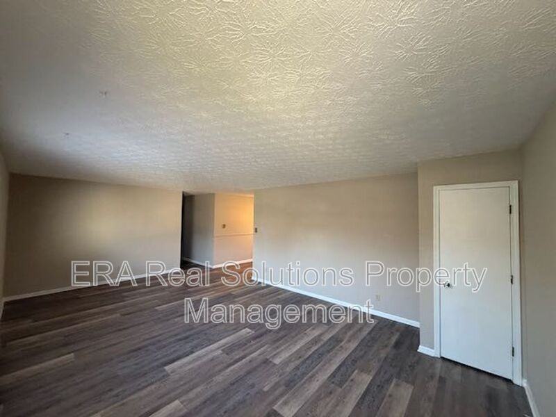 93 Georgetown Dr - Photo 6 of 12