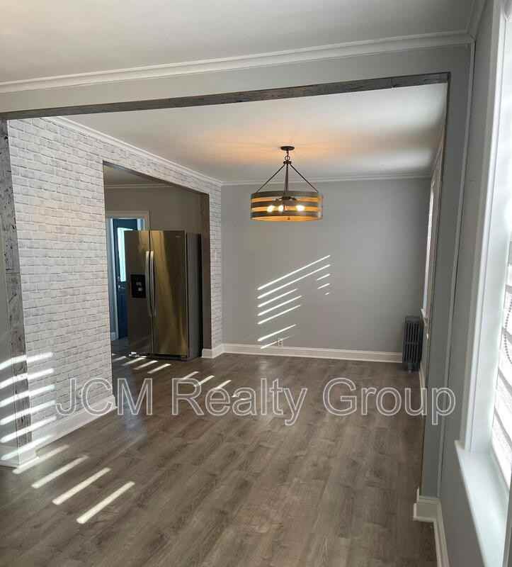 53 Weston St - Photo 3 of 39