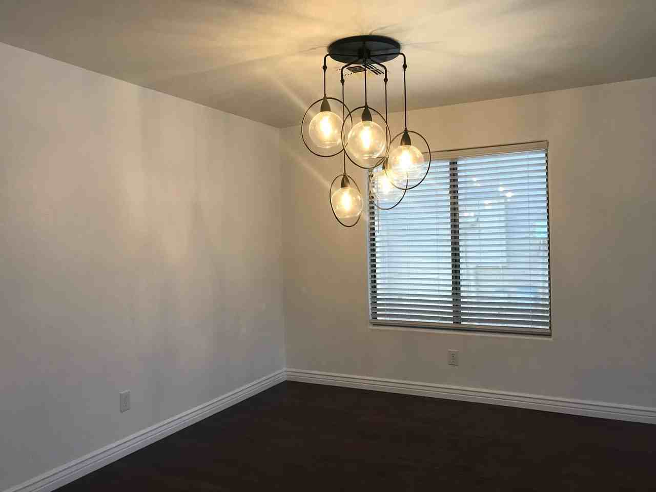 2518 W Gambit Trl - Photo 6 of 37