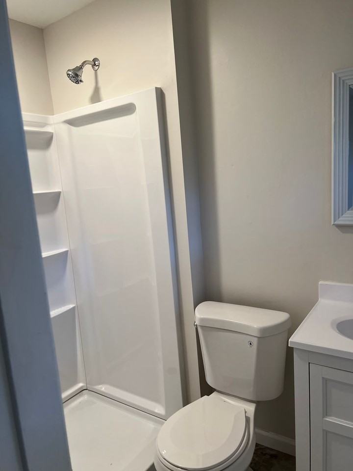 111 Perrin Ave - Photo 4 of 10