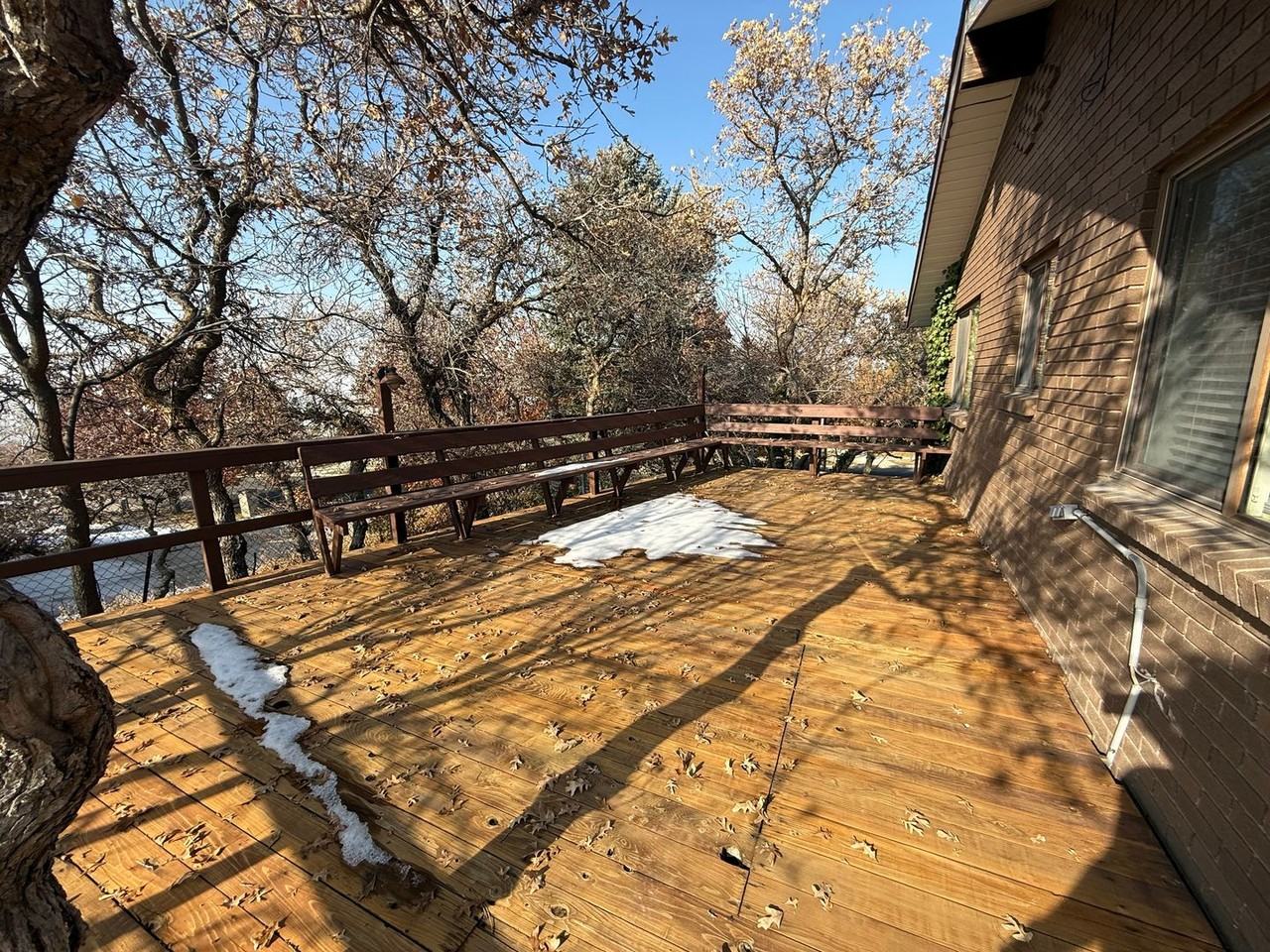 2466 Green Oaks Dr - Photo 3 of 15