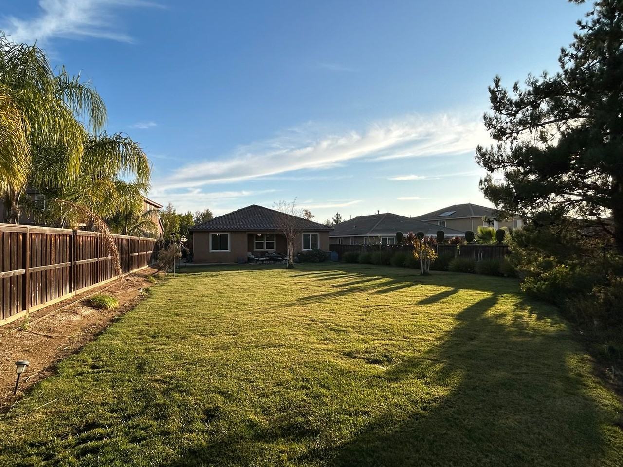 38240 Mulligan Dr - Photo 2 of 11