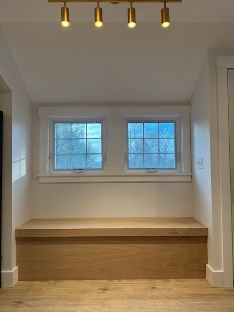 74 Upper Main St - Photo 4 of 9