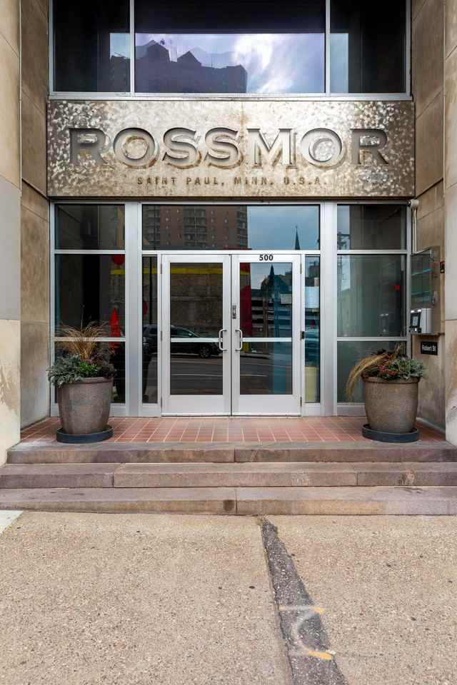 500 Robert Street North #307 - Photo 2 of 20