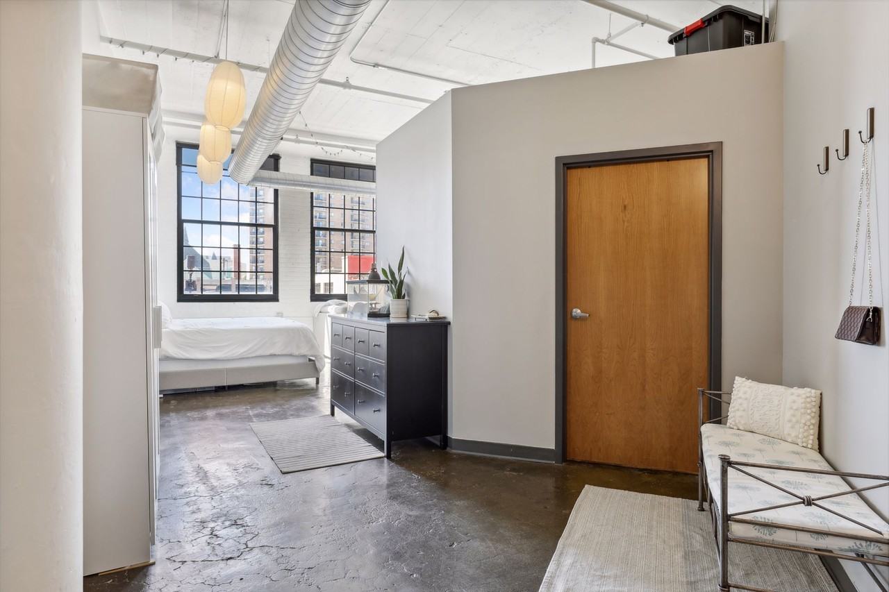 500 Robert Street North #307 - Photo 4 of 20