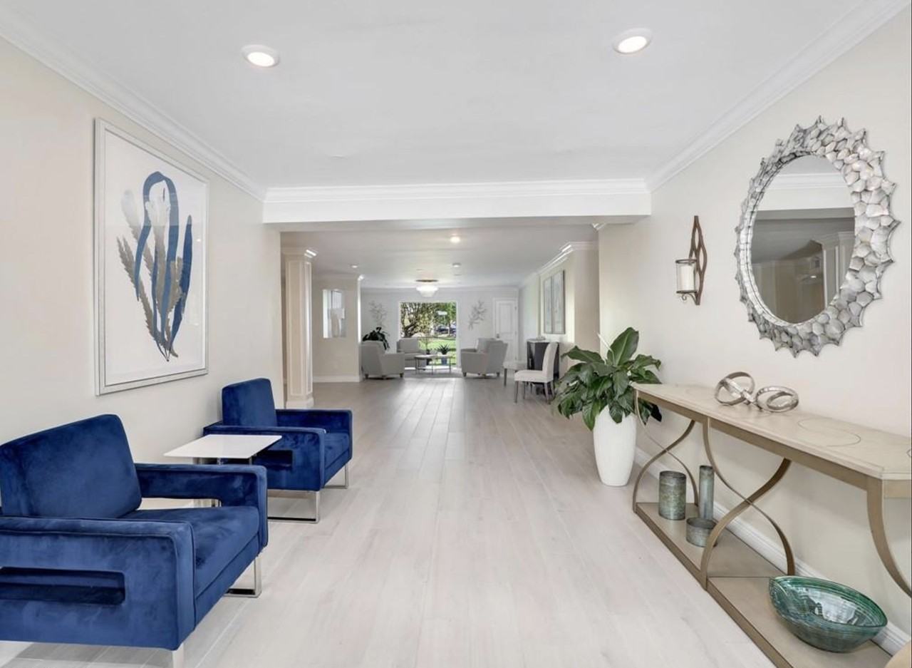 555 Park Shore Dr #307 - Photo 2 of 14