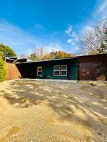 featured image of 553 Cat Track Rd