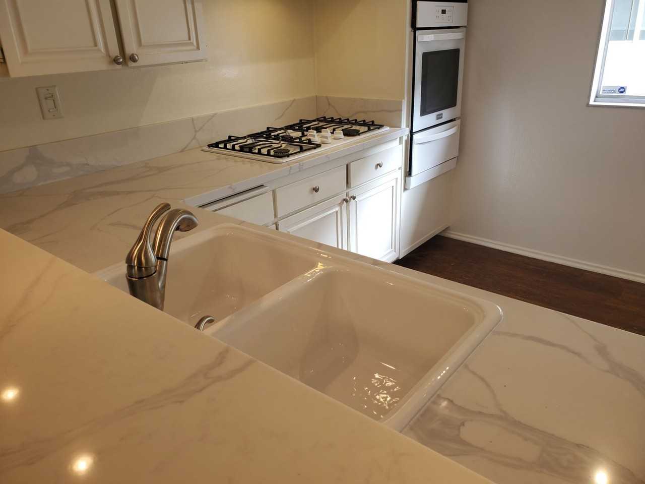 13240 Fiji Way - Photo 5 of 23