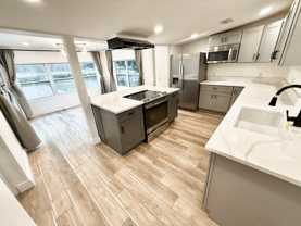 1260 Seminola Boulevard - Photo 1 of 1