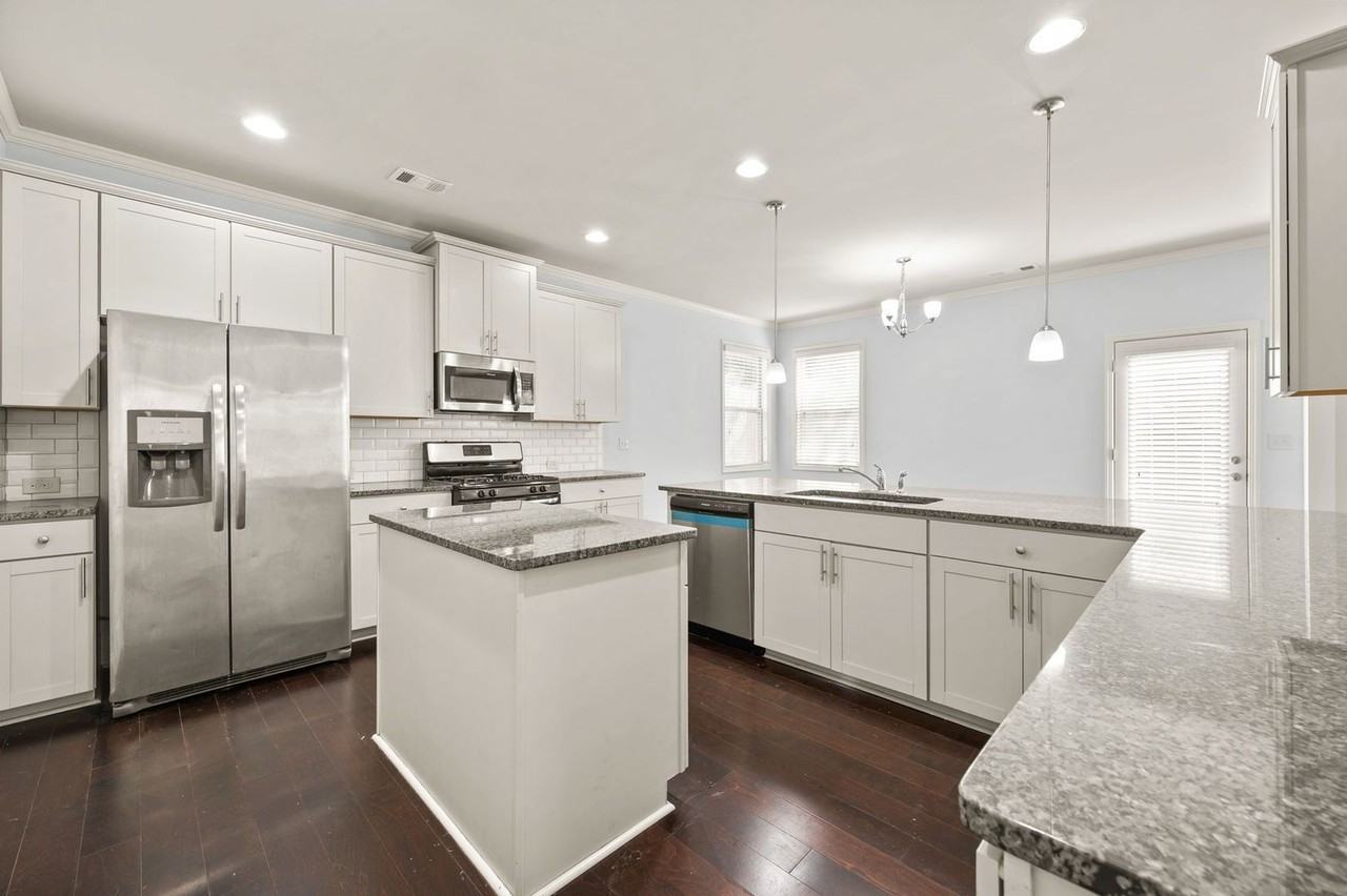 3845 Alden Pl - Photo 2 of 28