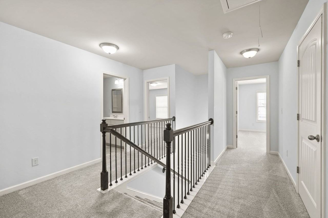 3845 Alden Pl - Photo 7 of 28