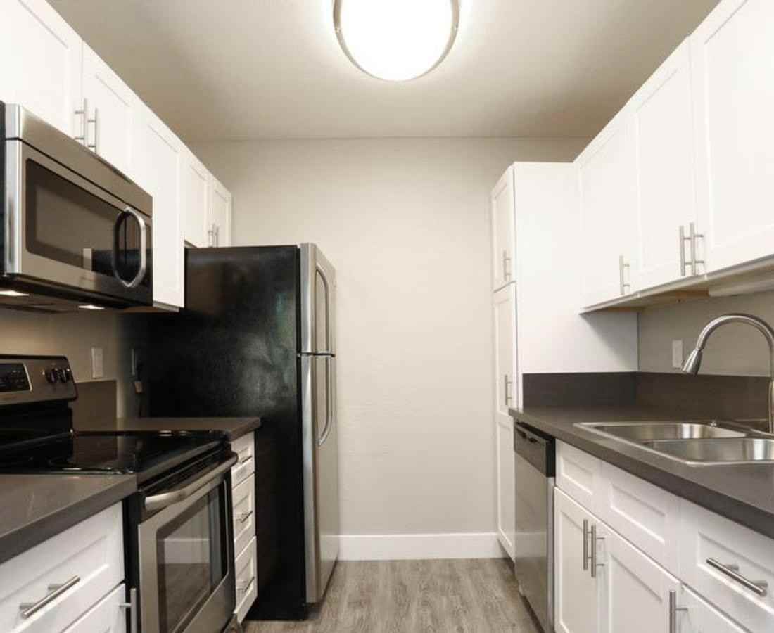 101 Hogan Court - Photo 7 of 20