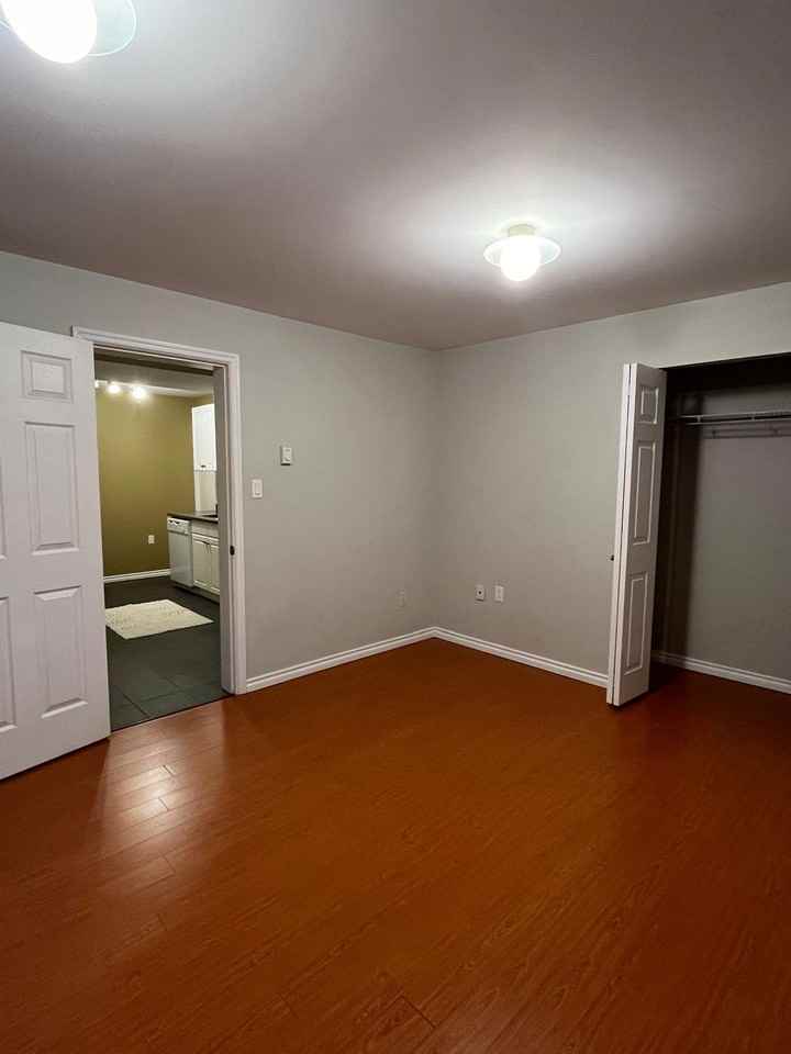 2529 Bendale Road - Photo 3 of 9