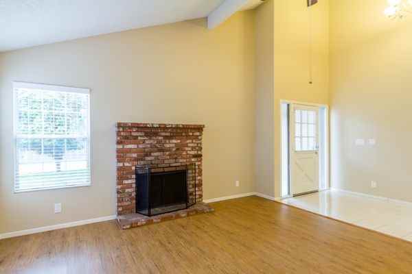 2349 E Poppy St - Photo 3 of 23