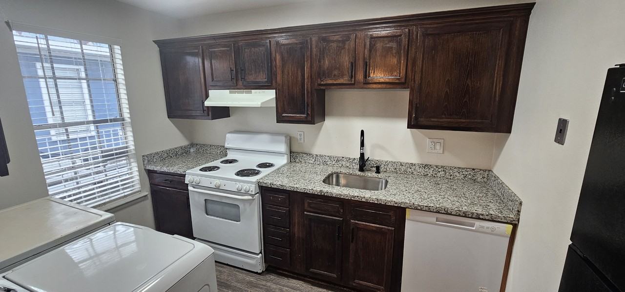 2713 Kingman Street #C - Photo 2 of 5