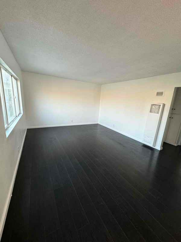 12764 Dalewood St - Photo 2 of 7