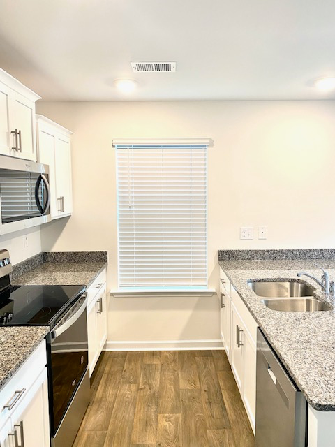 1439 N Cardiff Trl - Photo 6 of 19