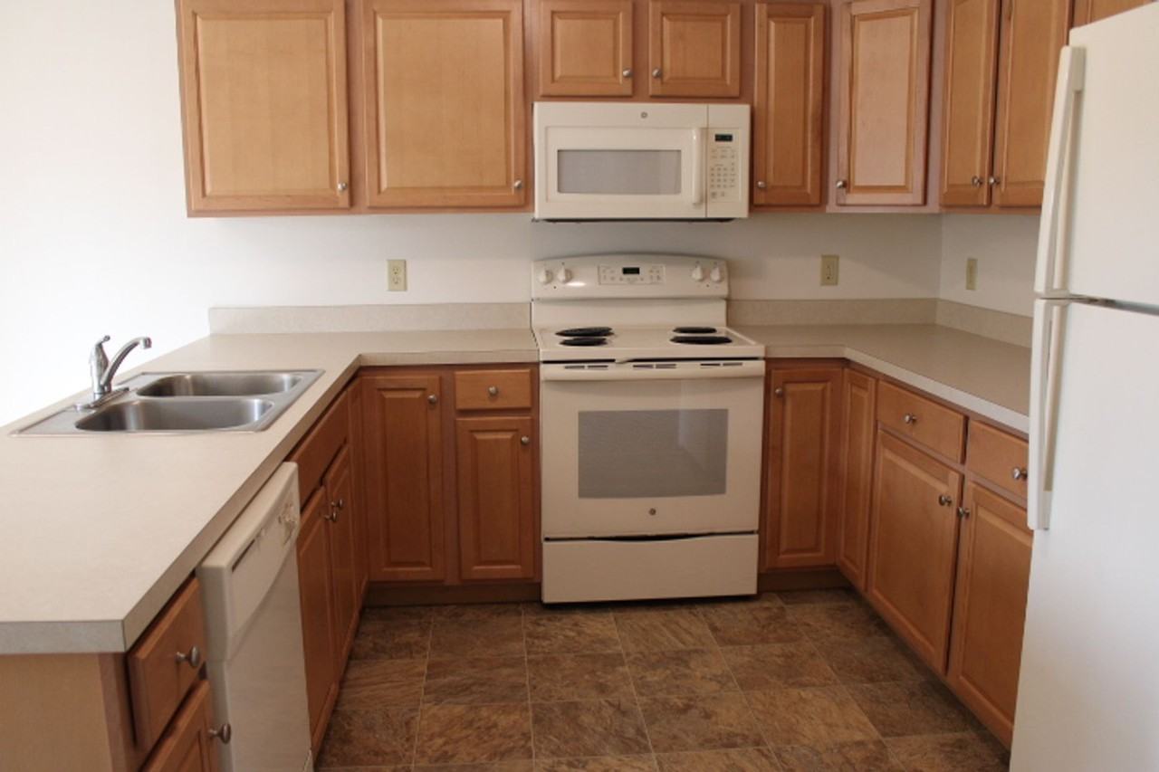 12 W High St - Photo 2 of 10