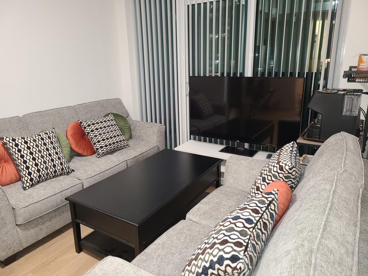 127 Broadway Avenue ##715 - Photo 3 of 18