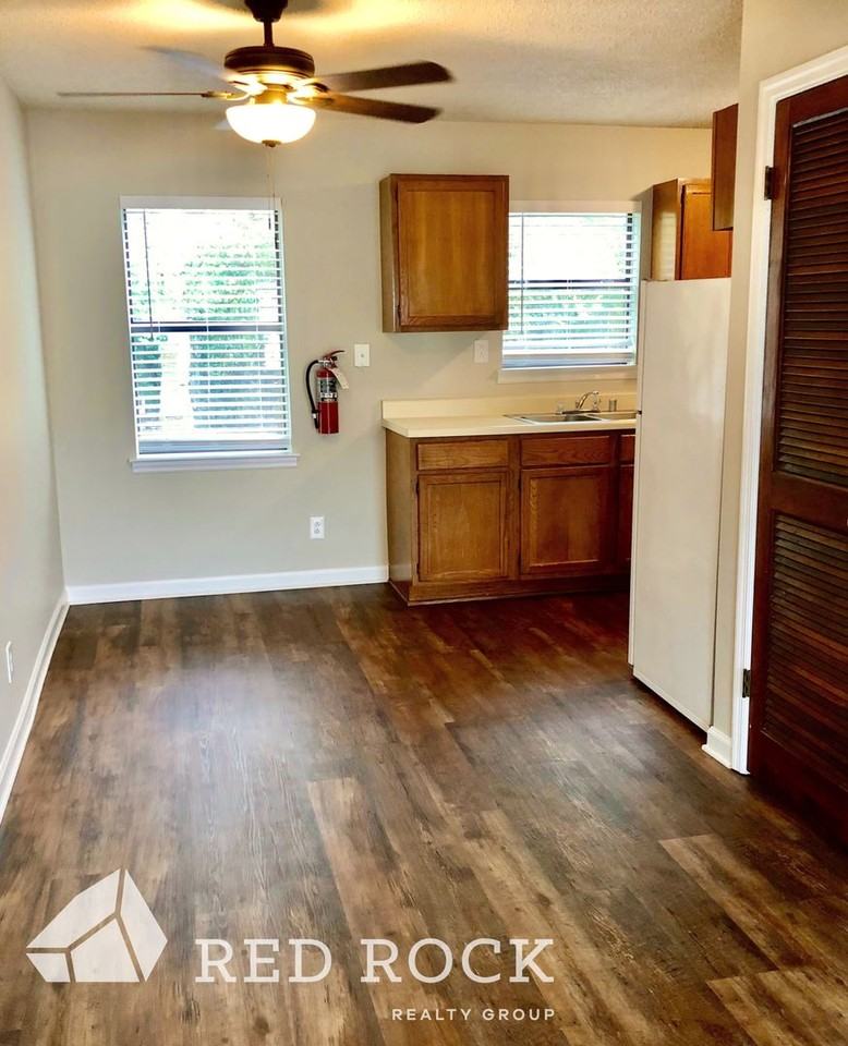 Gardendale Terrace Apartments - Photo 5 of 10