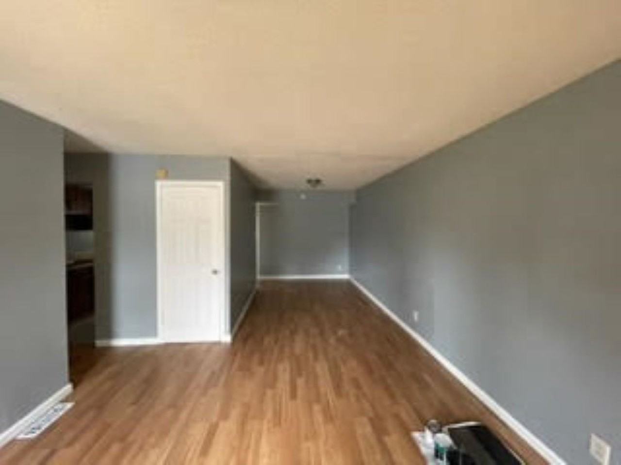 10658 Dunkeld Cir - Photo 4 of 16