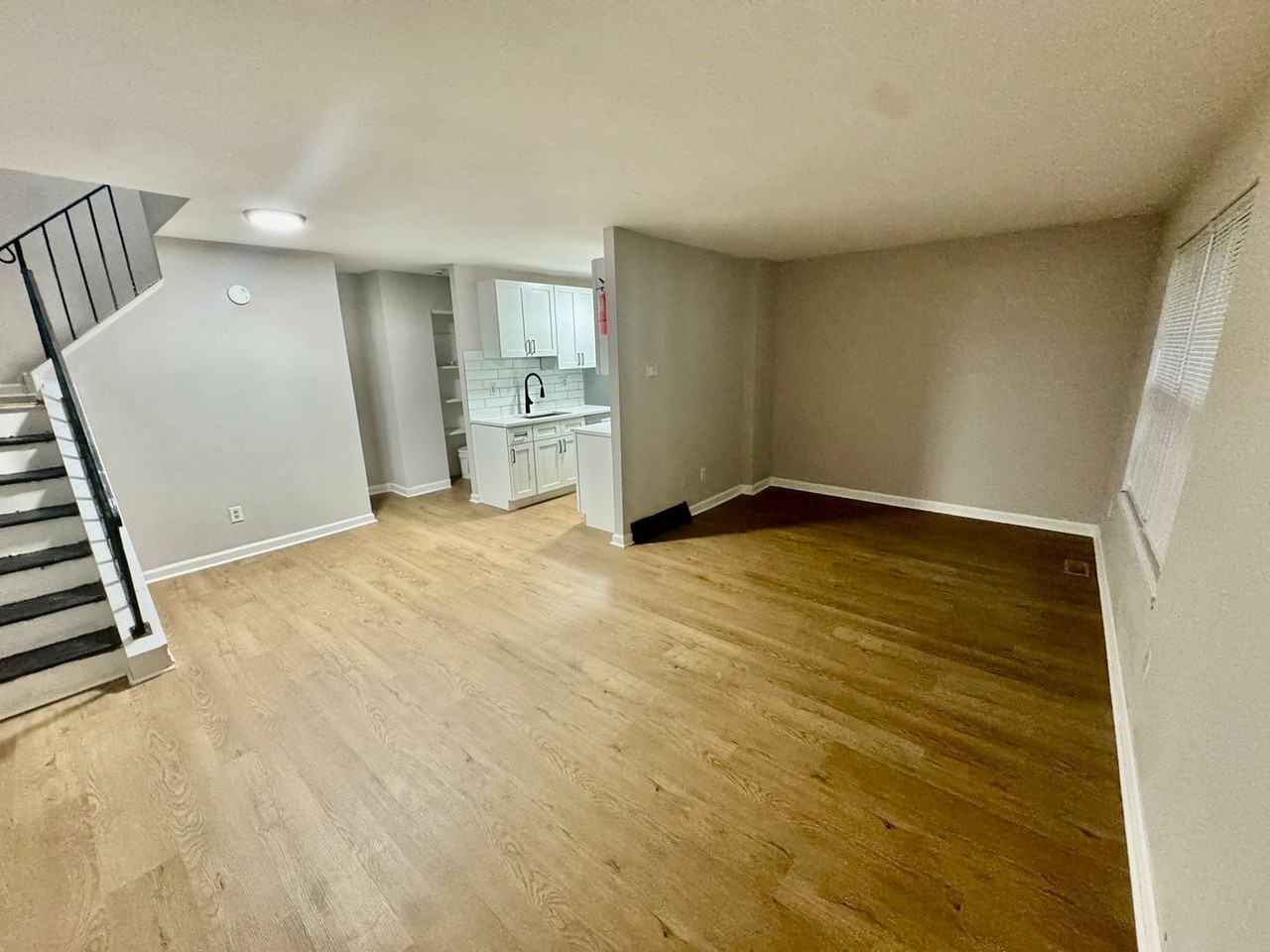 312 Chester Pike #C4 - Photo 3 of 12