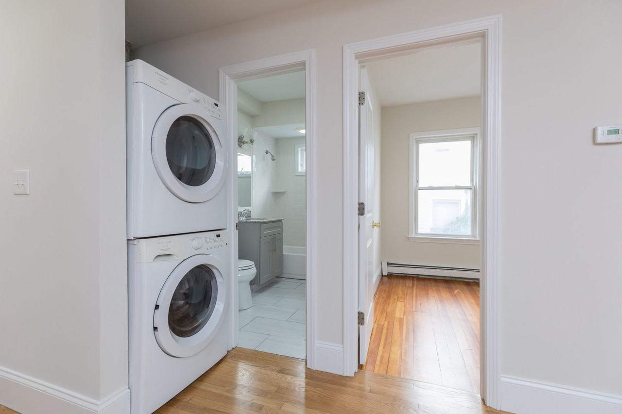 16 Parker Hill Avenue - Photo 4 of 8