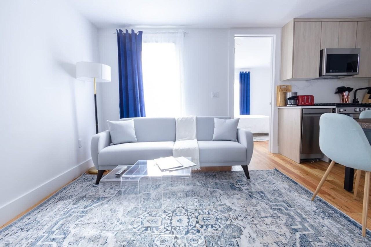 323 Graham Ave #1021982P - Photo 2 of 27