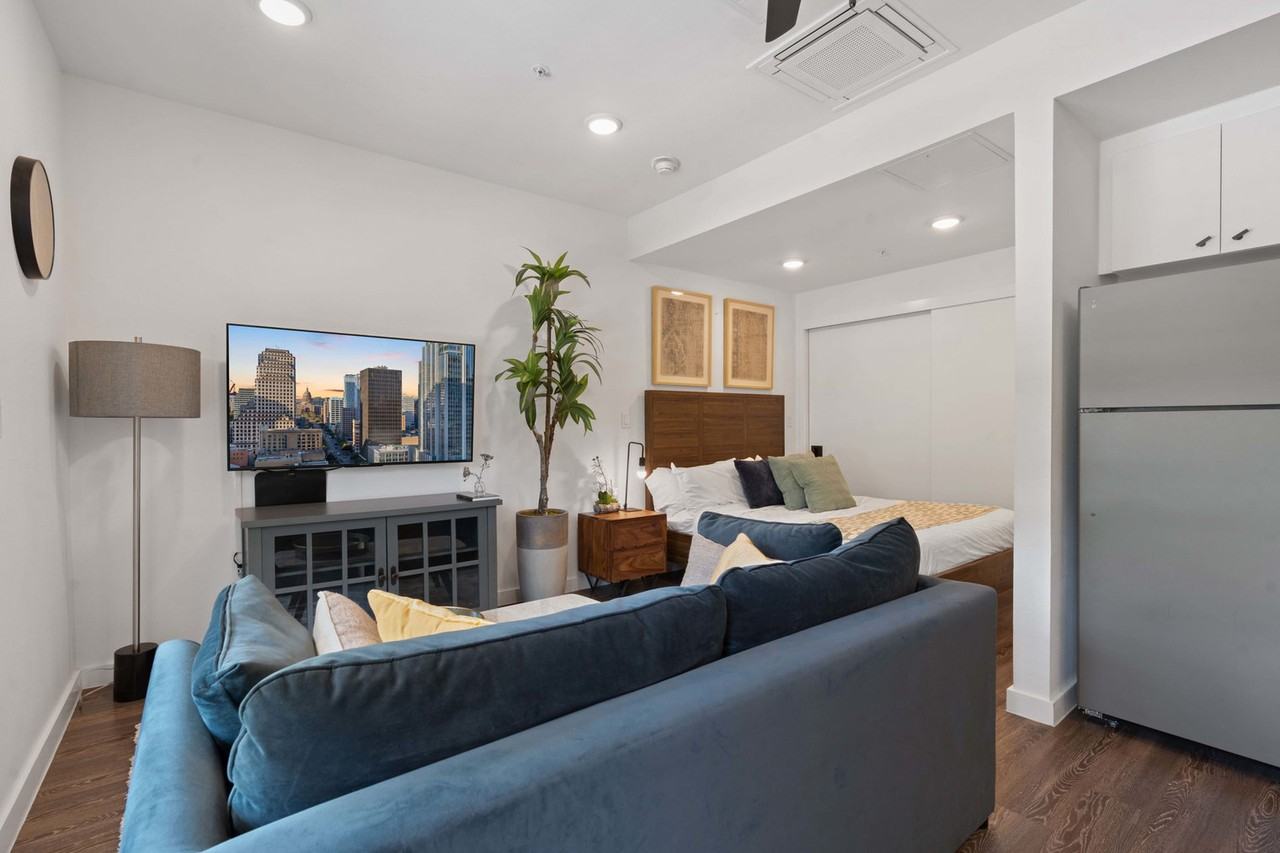 49 Navasota St #1023969P - Photo 5 of 17