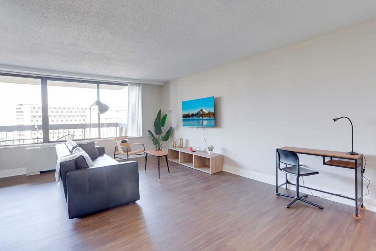 1201 South Bell Street - Photo 2 of 24