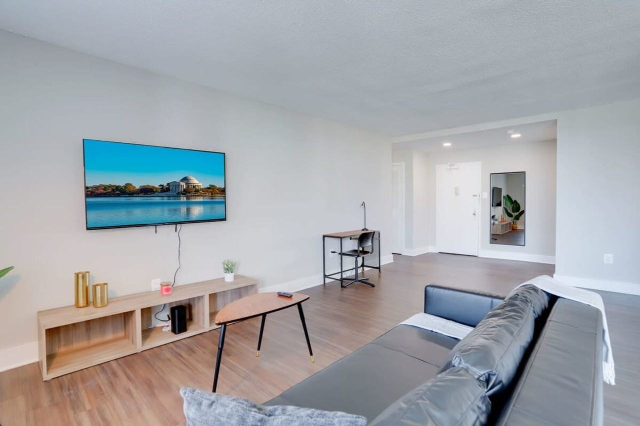 1201 South Bell Street - Photo 4 of 24